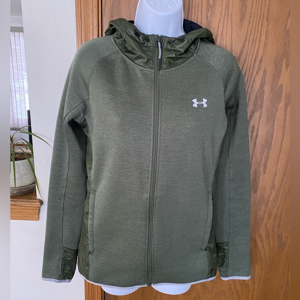 Women’s, Under Armour, XS, Loose Fit, Full Zip Green Hooded Lightweight Jacket.
